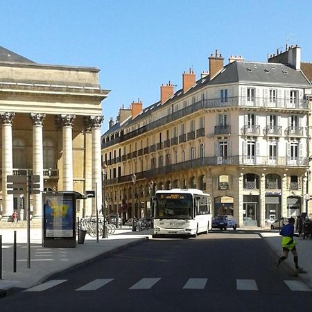 Theatre 12 - Dijon Hyper Centre Appartement T2 Face Musee, Monuments Et Restaurants Eksteriør bilde