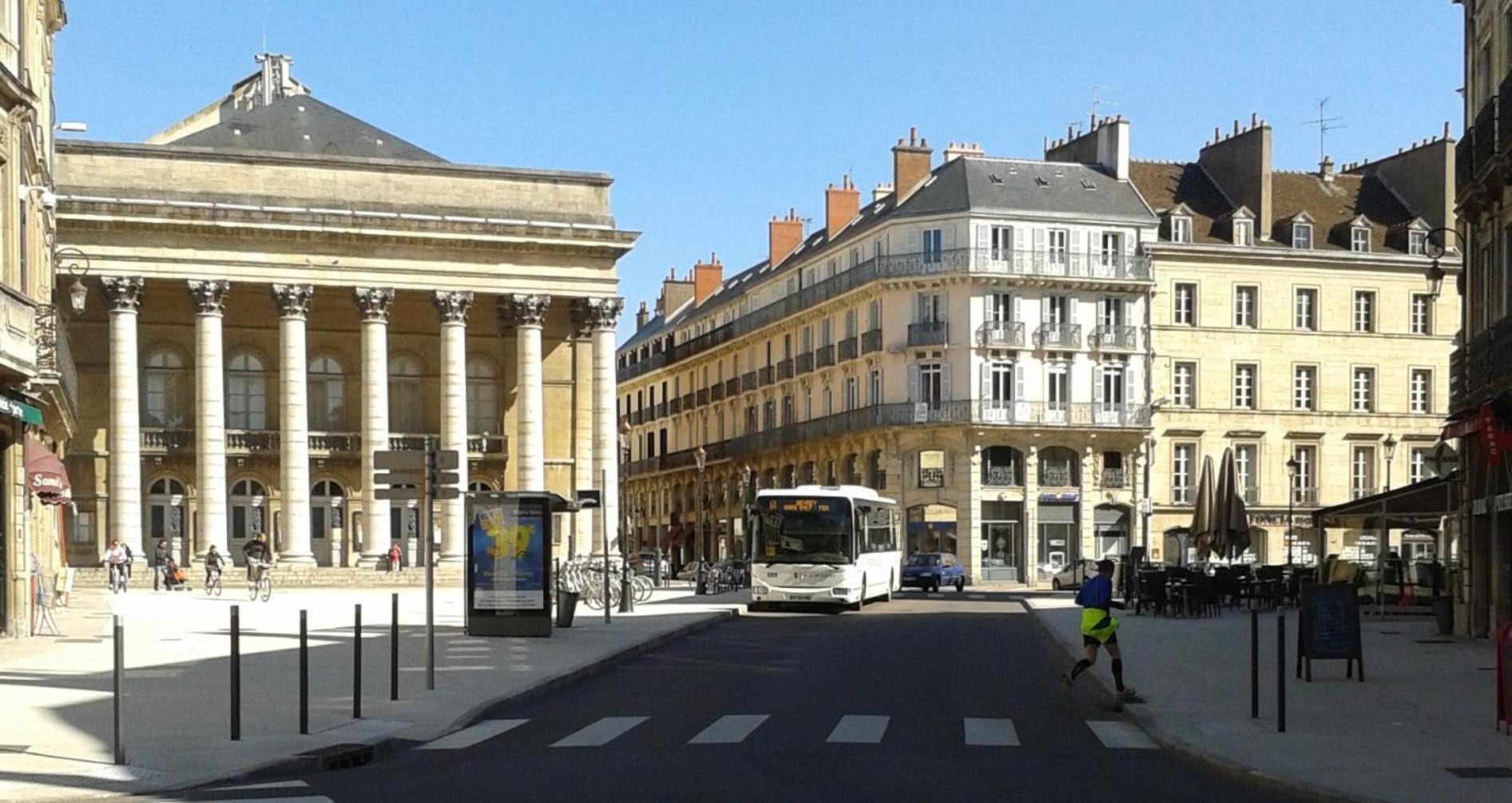Theatre 12 - Dijon Hyper Centre Appartement T2 Face Musee, Monuments Et Restaurants Eksteriør bilde